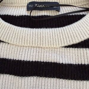 ZARA Black and Cream Striped Ribbed Knit Sweater